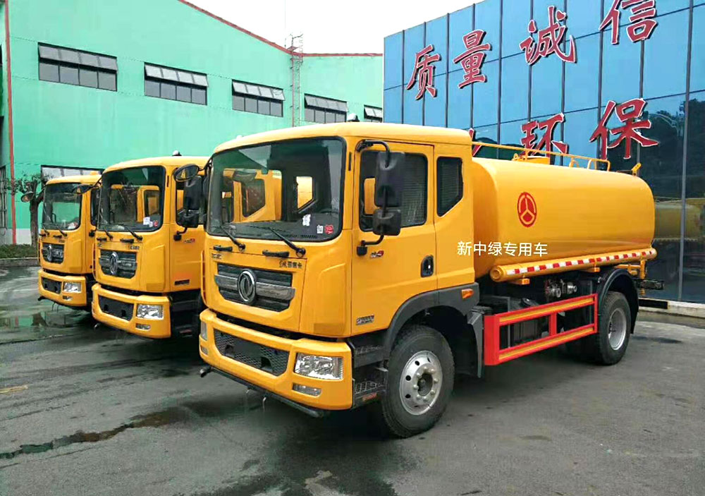東風(fēng)多利卡D9灑水車