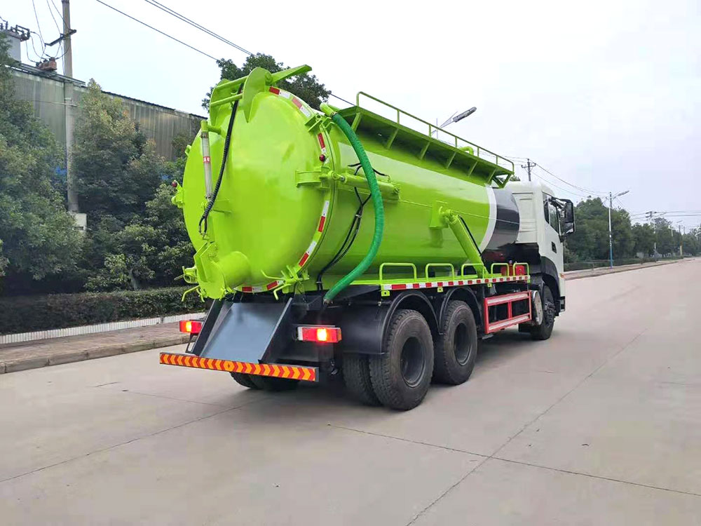 【16立方】東風(fēng)天龍吸污車(chē)