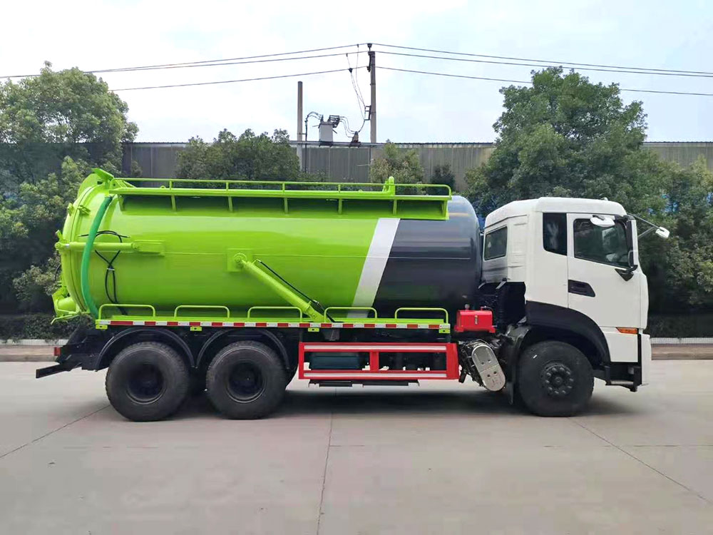 【16立方】東風(fēng)天龍吸污車(chē)