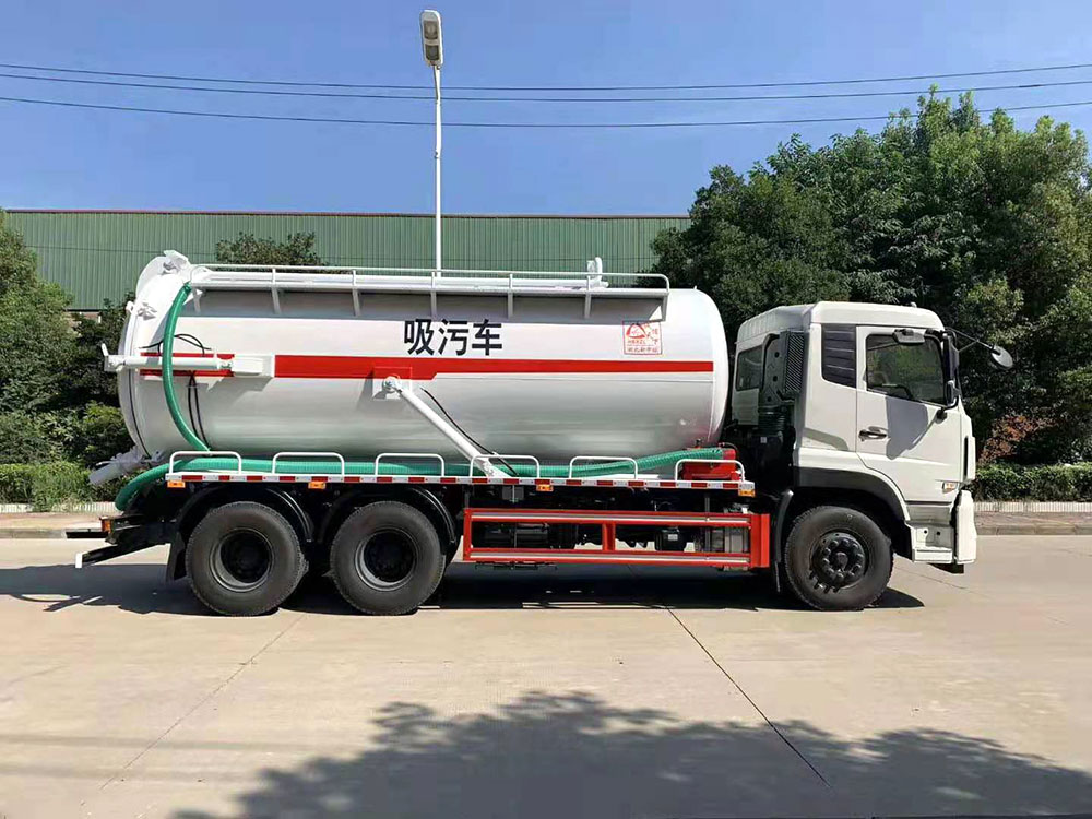 【16立方】東風(fēng)天龍吸污車(chē)