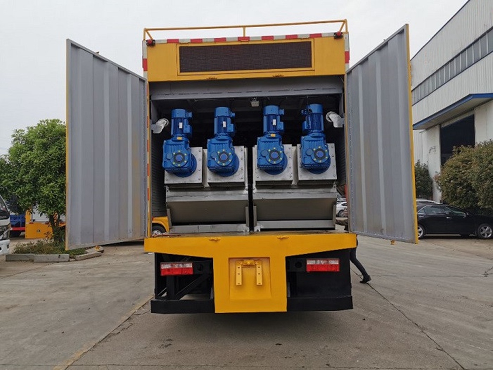 東風天錦吸污凈化車